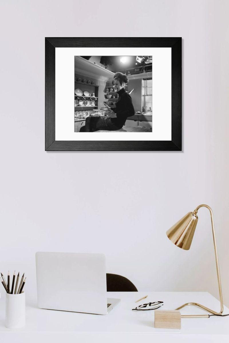 Shown hanging in a room: Modern 14"x12" (36x31cm)