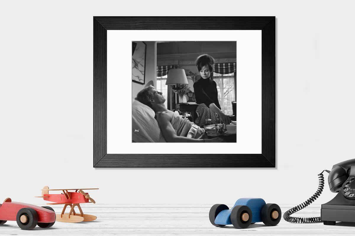 Shown hanging in a room: Modern 14"x12" (36x31cm)