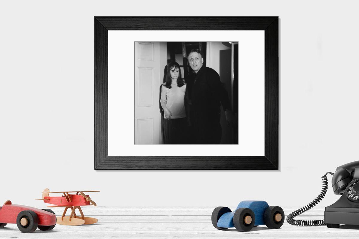 Shown hanging in a room: Modern 14"x12" (36x31cm)