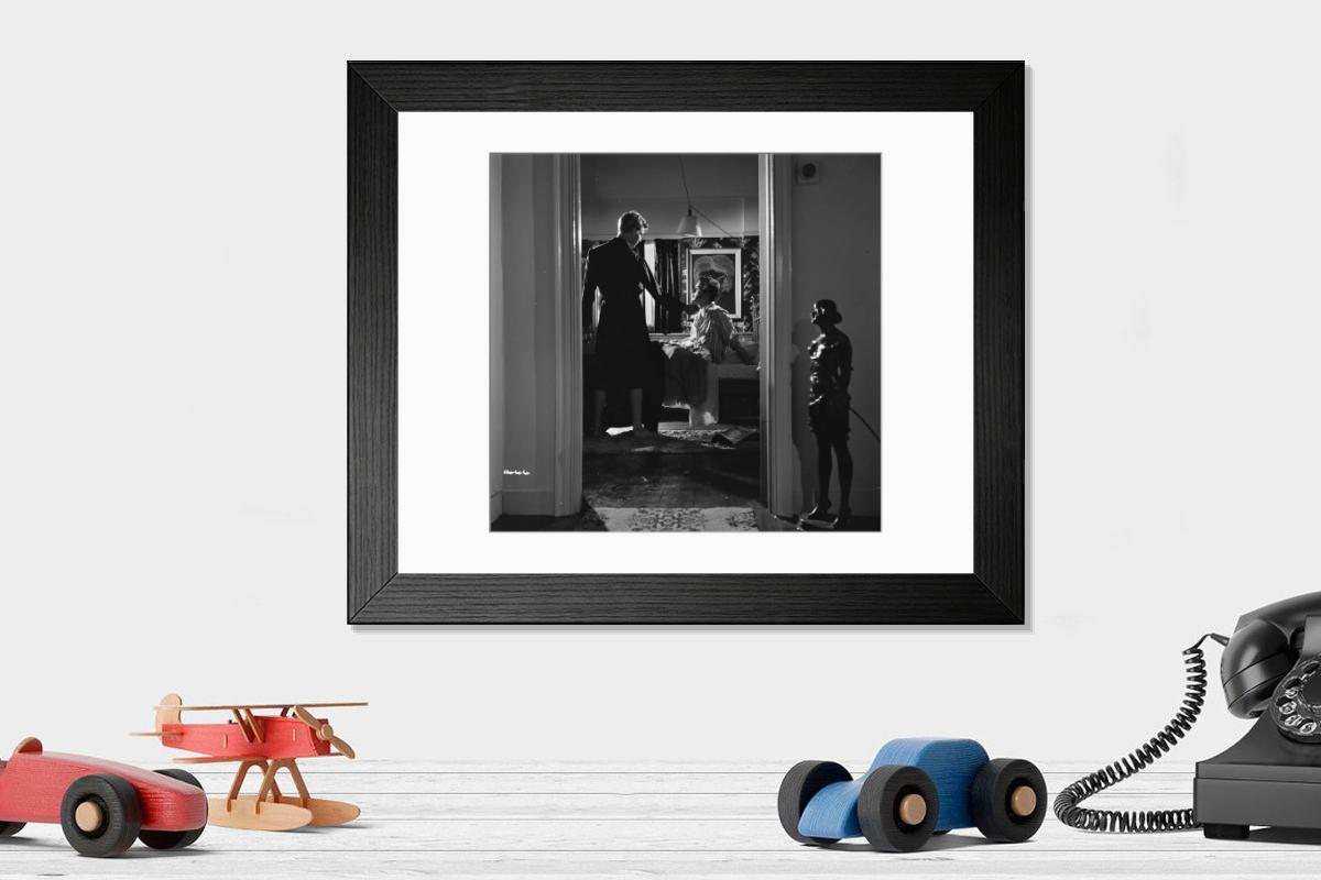 Shown hanging in a room: Modern 14"x12" (36x31cm)