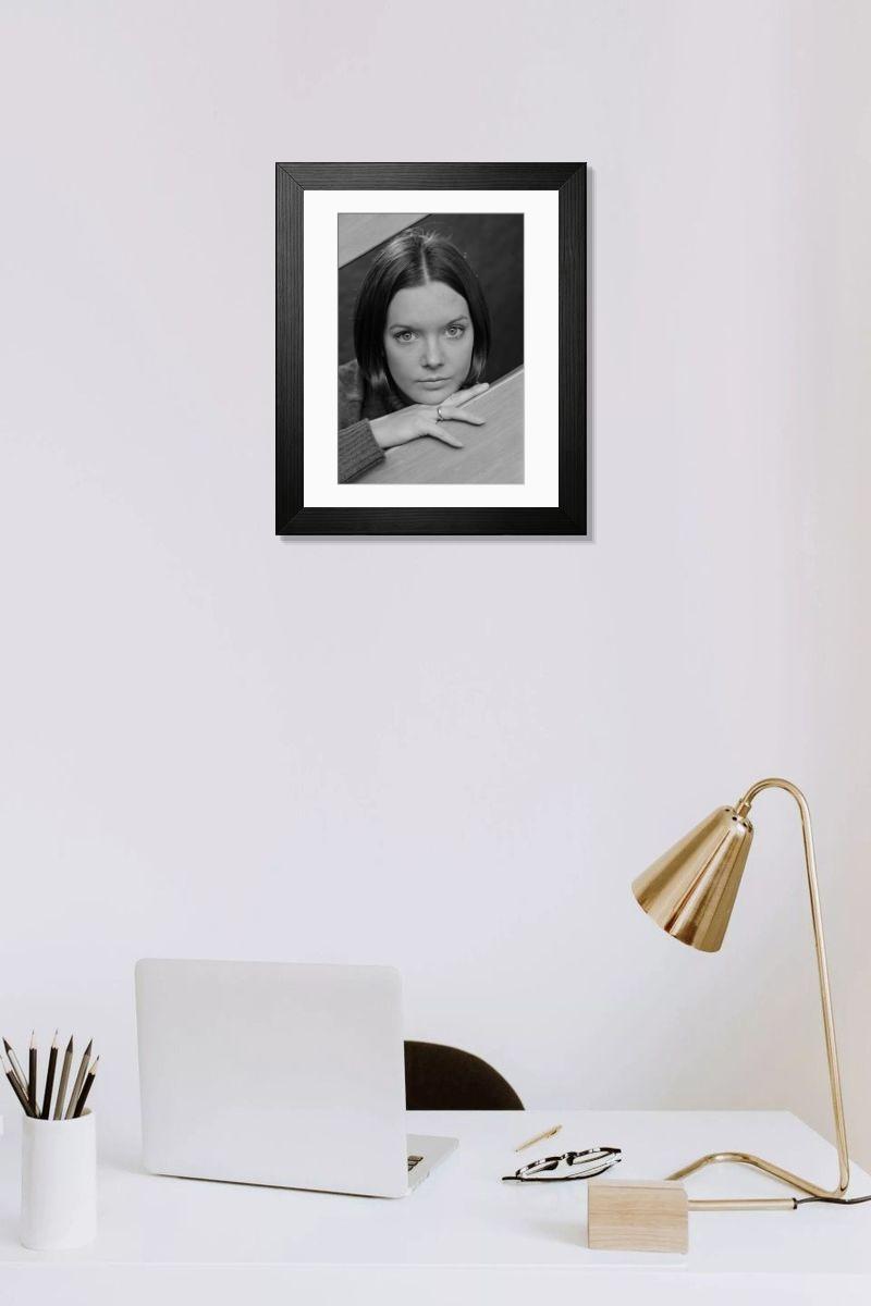 Shown hanging in a room: Modern 14"x12" (36x31cm)