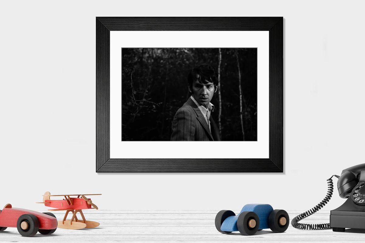 Shown hanging in a room: Modern 14"x12" (36x31cm)