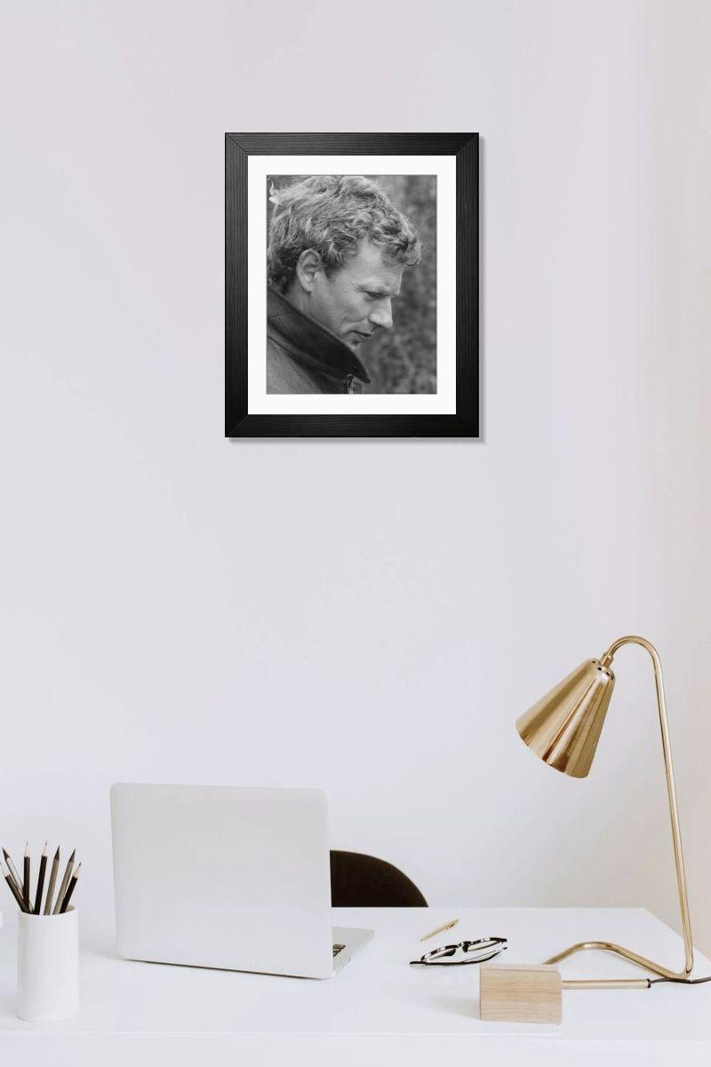 Shown hanging in a room: Modern 14"x12" (36x31cm)
