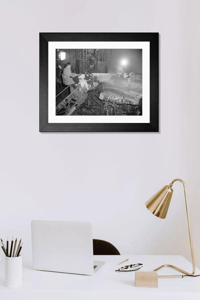 Shown hanging in a room: Modern 14"x12" (36x31cm)