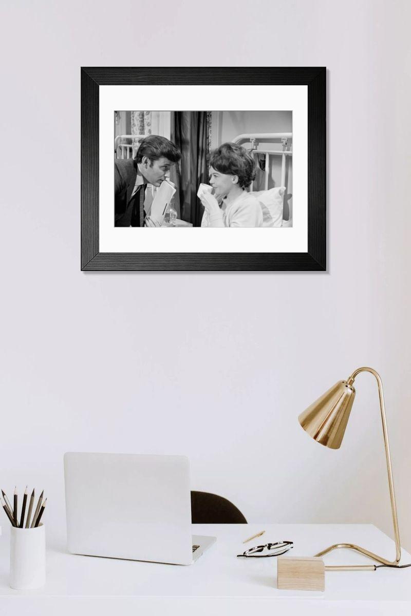 Shown hanging in a room: Modern 14"x12" (36x31cm)
