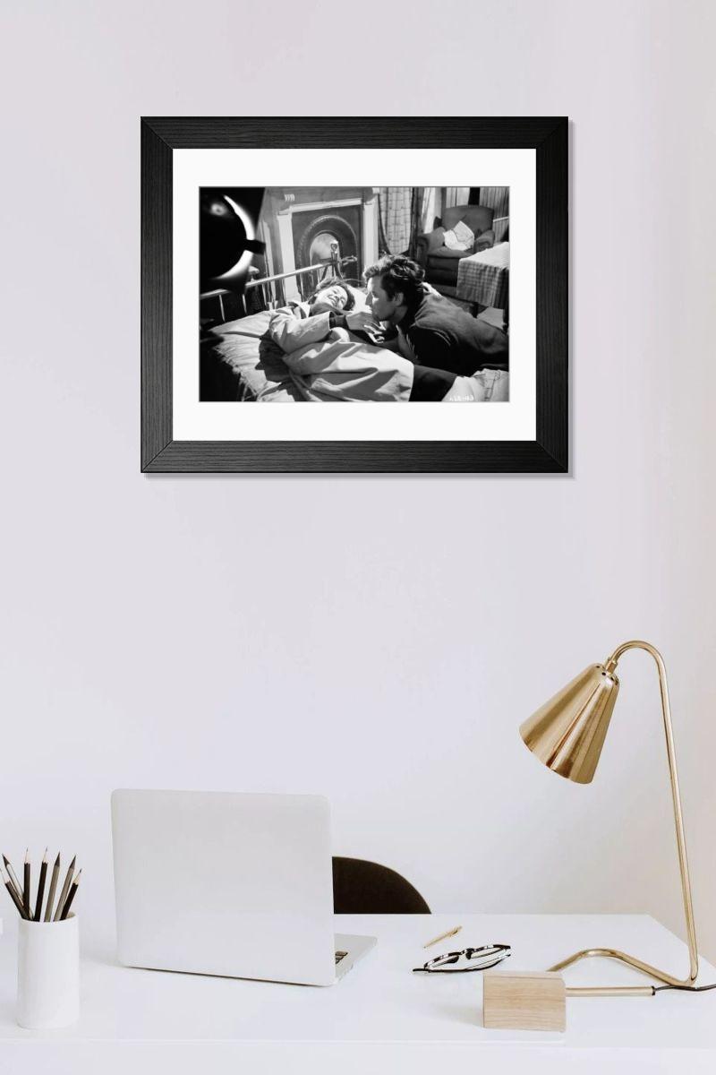 Shown hanging in a room: Modern 14"x12" (36x31cm)
