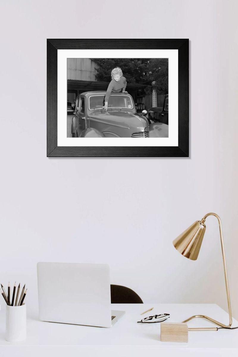 Shown hanging in a room: Modern 14"x12" (36x31cm)