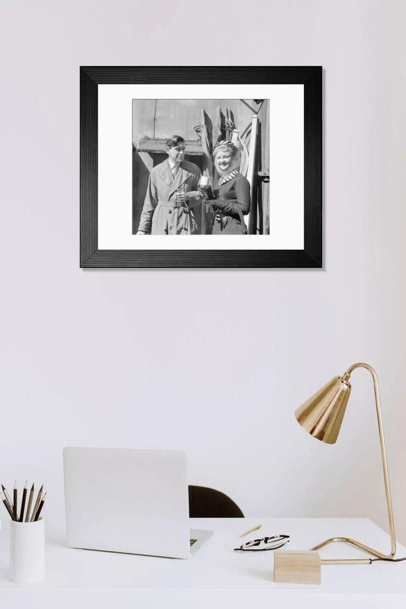 Shown hanging in a room: Modern 14"x12" (36x31cm)