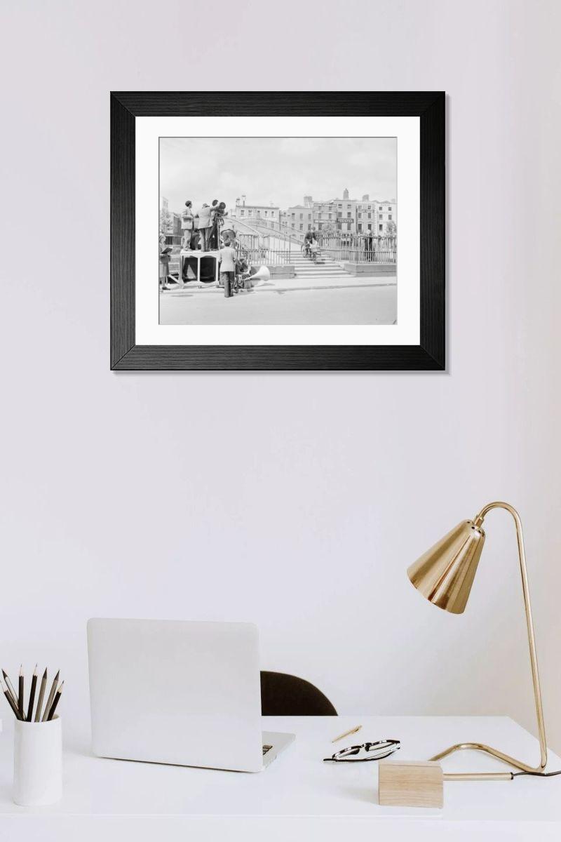 Shown hanging in a room: Modern 14"x12" (36x31cm)