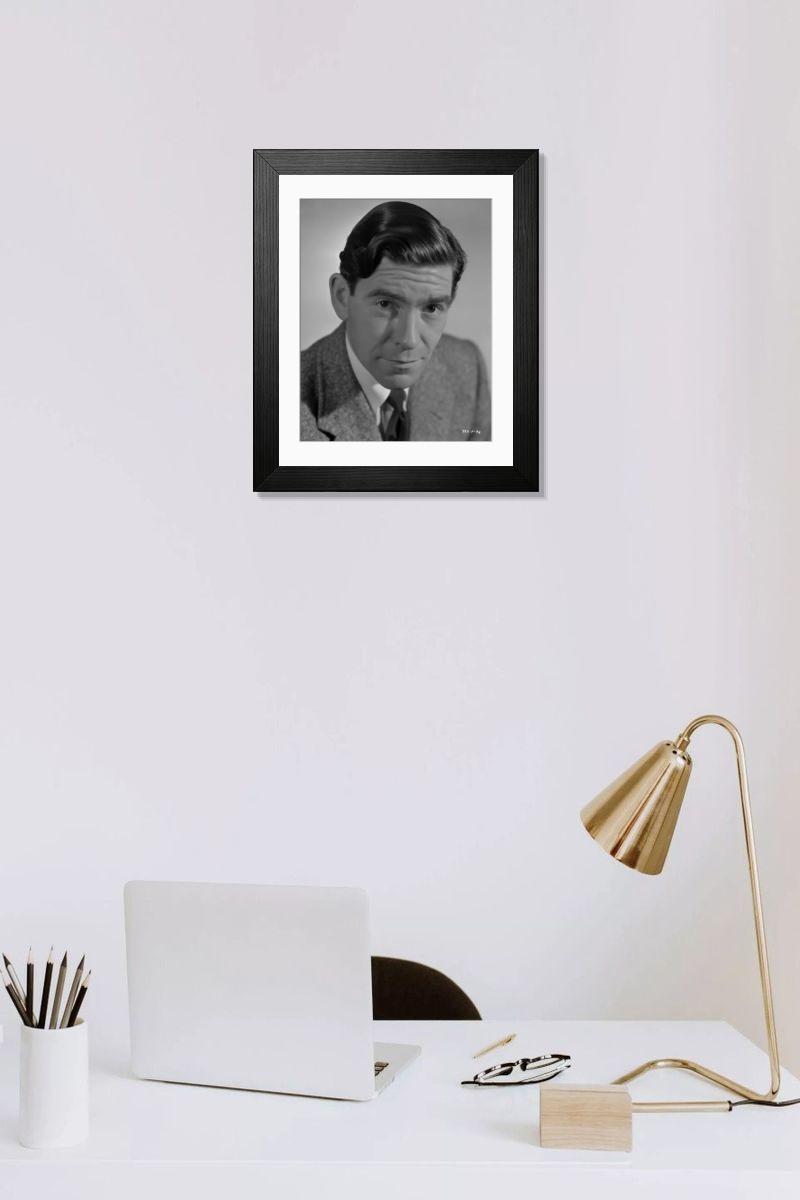 Shown hanging in a room: Modern 14"x12" (36x31cm)