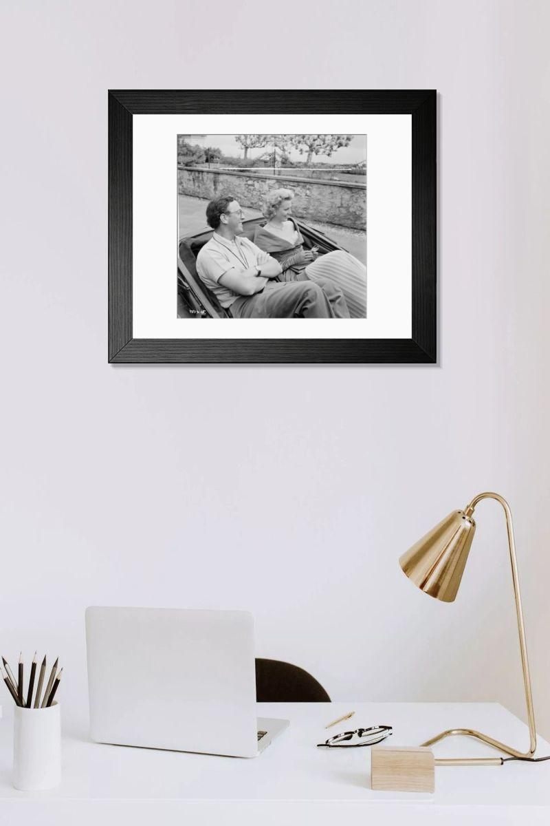 Shown hanging in a room: Modern 14"x12" (36x31cm)