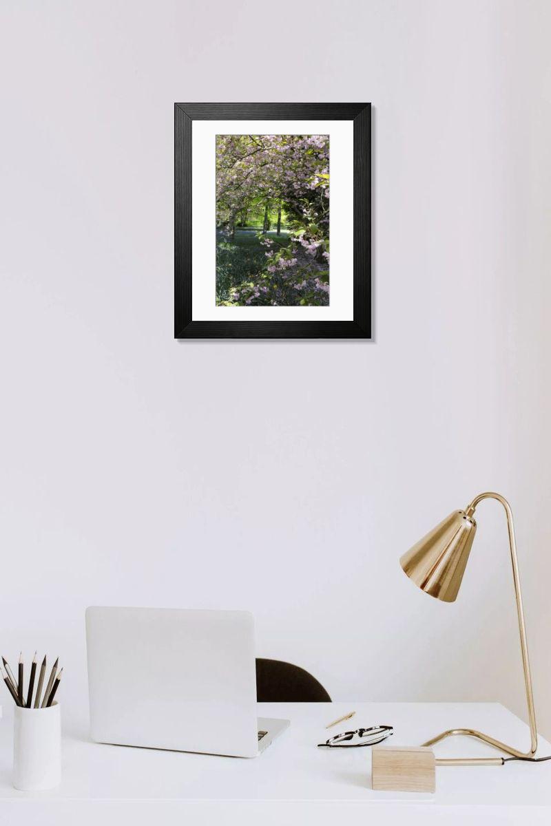 Shown hanging in a room: Modern 14"x12" (36x31cm)