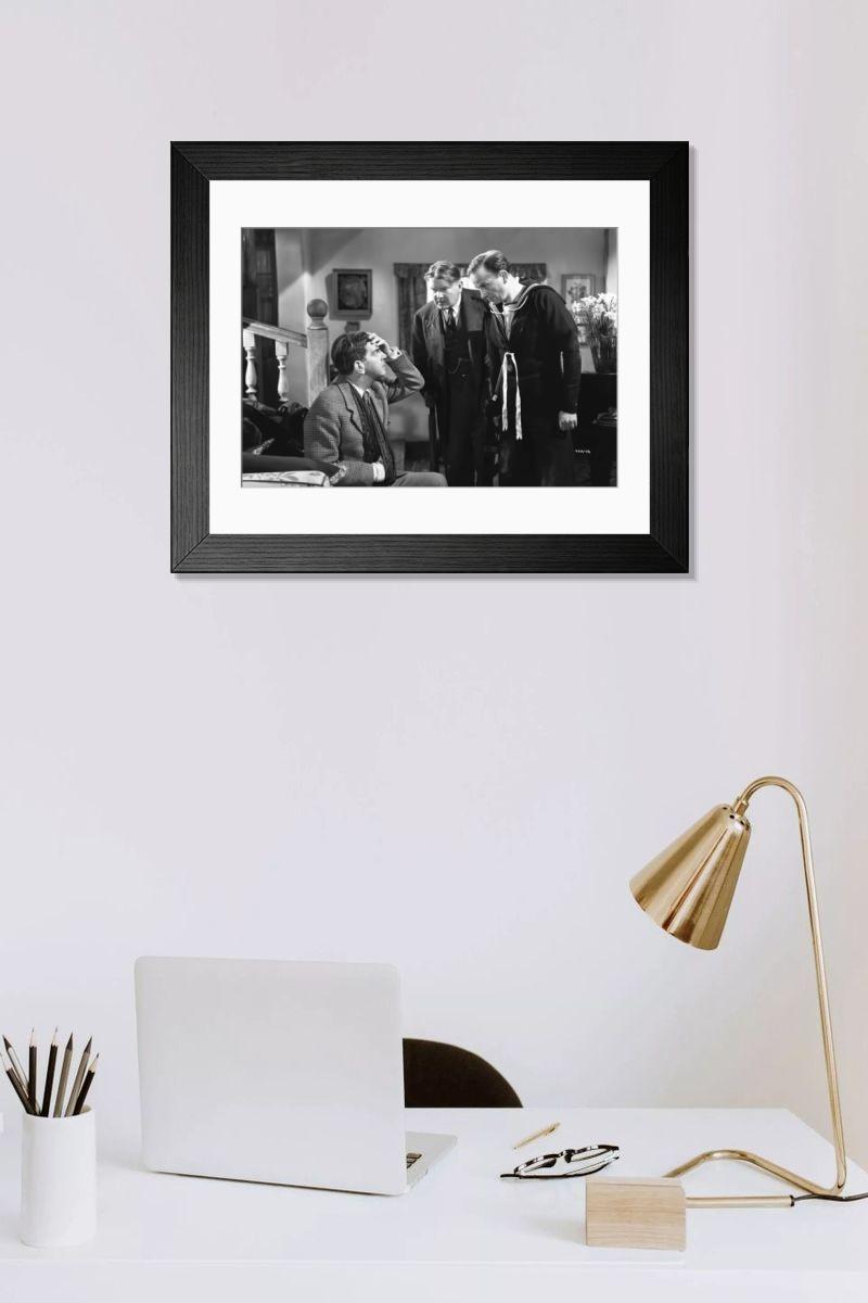 Shown hanging in a room: Modern 14"x12" (36x31cm)