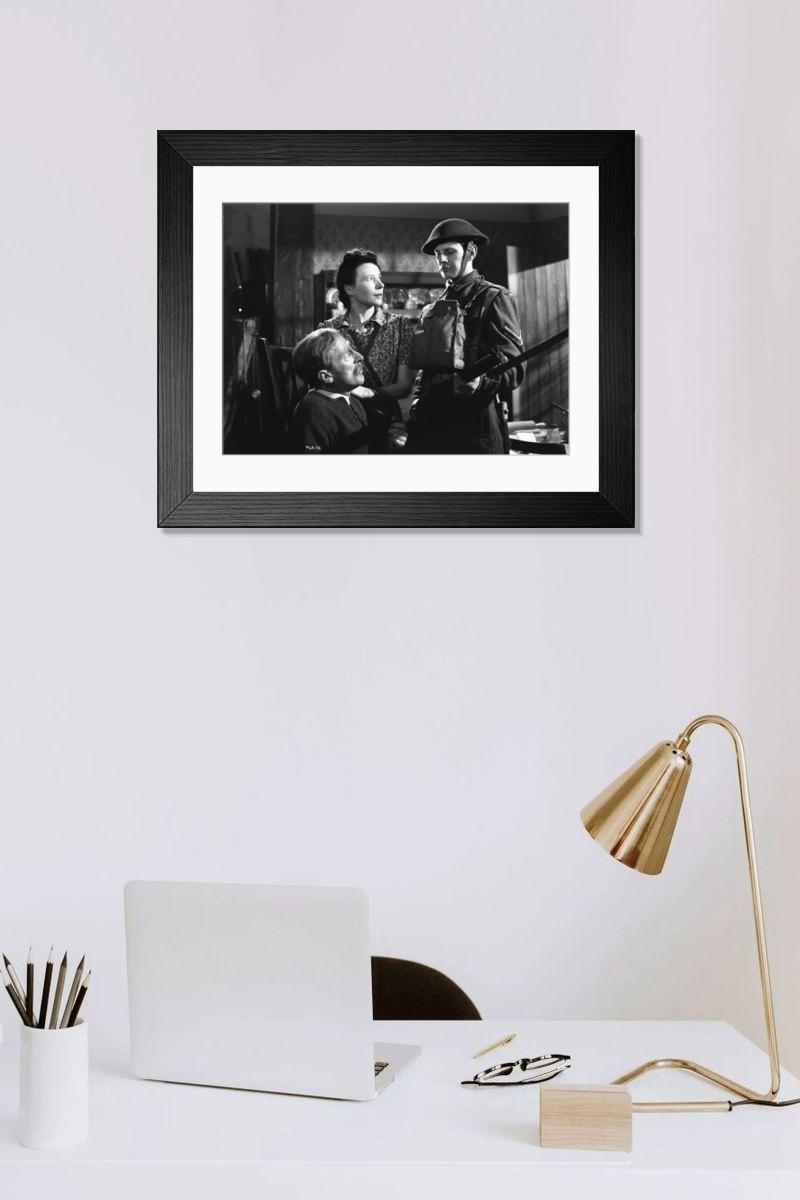Shown hanging in a room: Modern 14"x12" (36x31cm)