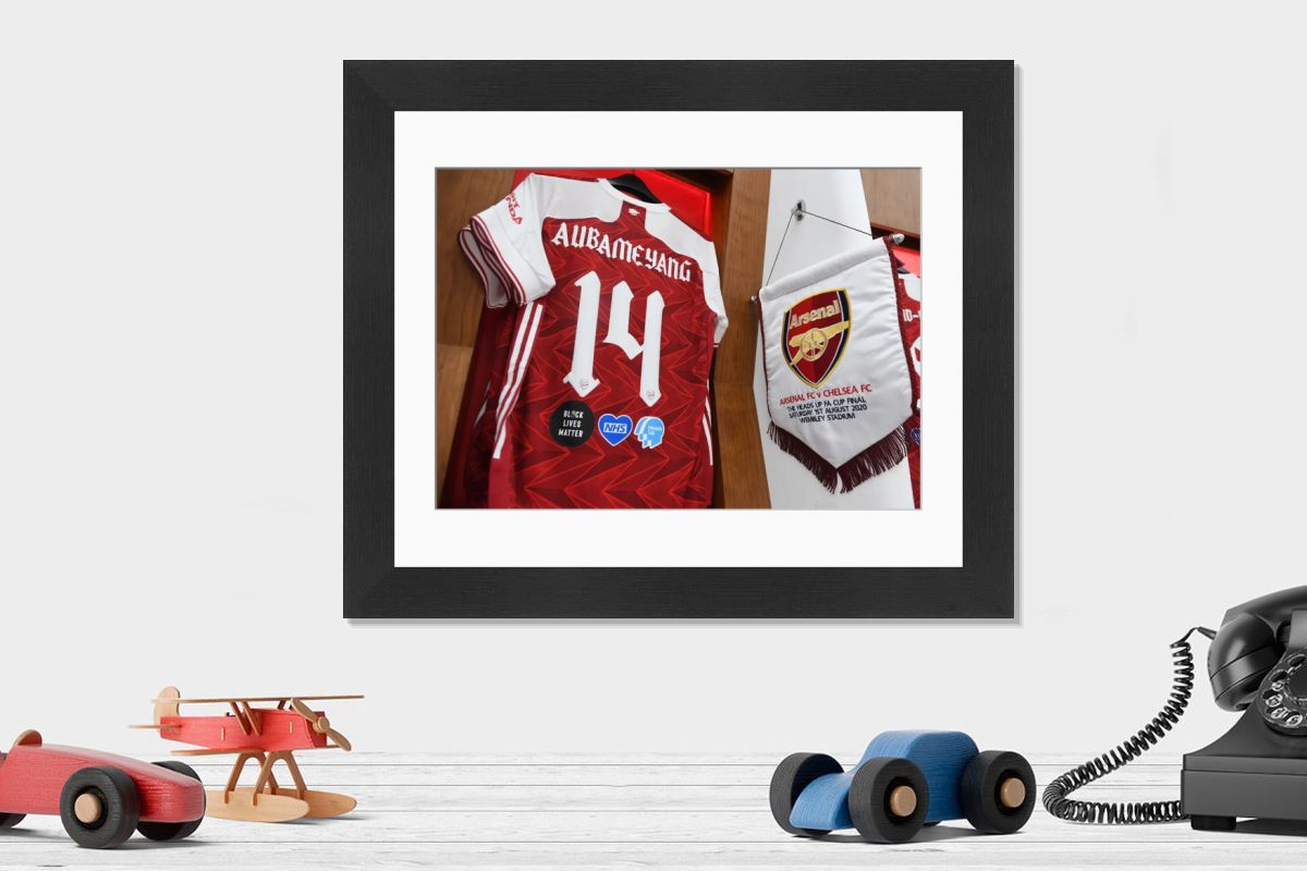 Arsenal's Aubameyang Gears Up for Empty FA Cup Final Print. Art