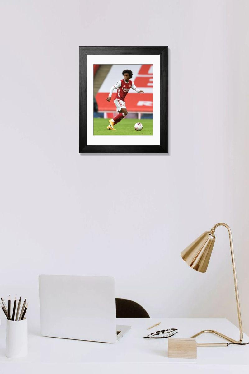 Shown hanging in a room: Modern 14"x12" (36x31cm)