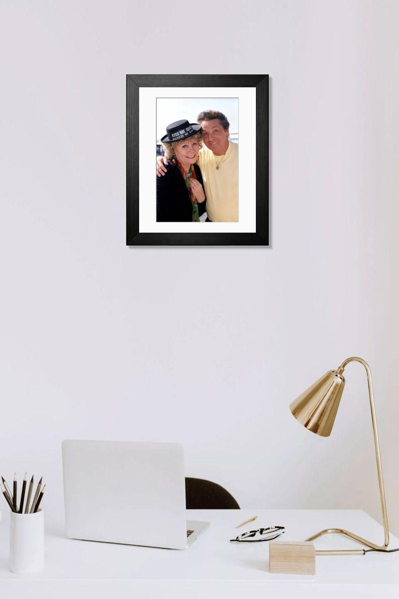 Shown hanging in a room: Modern 14"x12" (36x31cm)