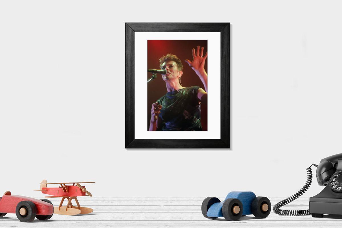 Shown hanging in a room: Modern 14"x12" (36x31cm)