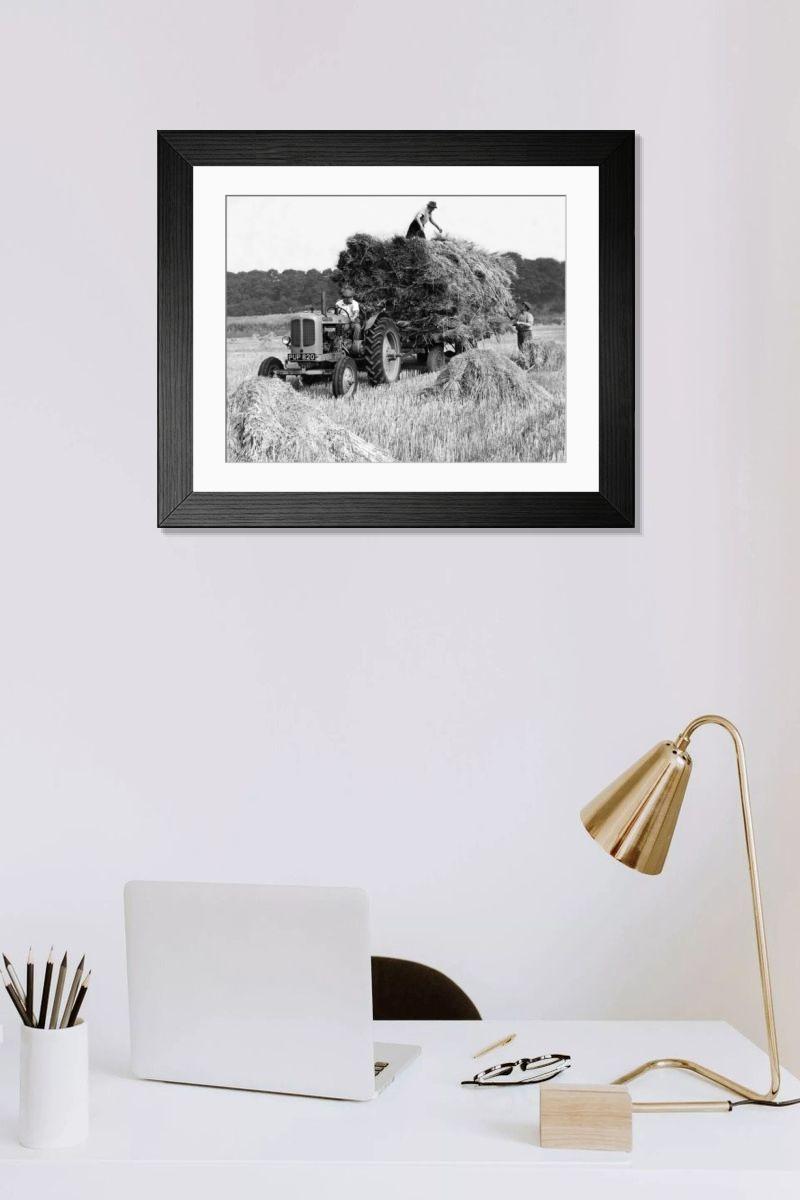 Shown hanging in a room: Modern 14"x12" (36x31cm)