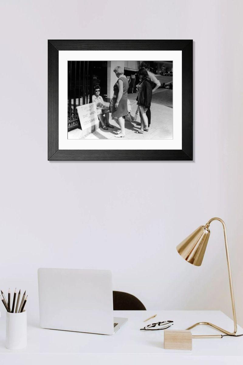 Shown hanging in a room: Modern 14"x12" (36x31cm)
