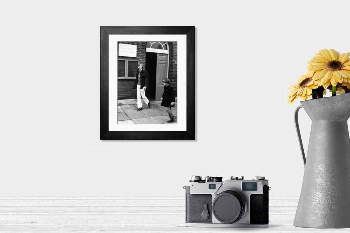 Shown hanging in a room: Modern 14"x12" (36x31cm)