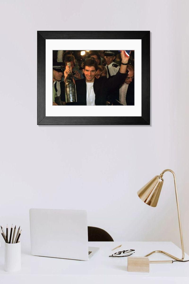 Shown hanging in a room: Modern 14"x12" (36x31cm)