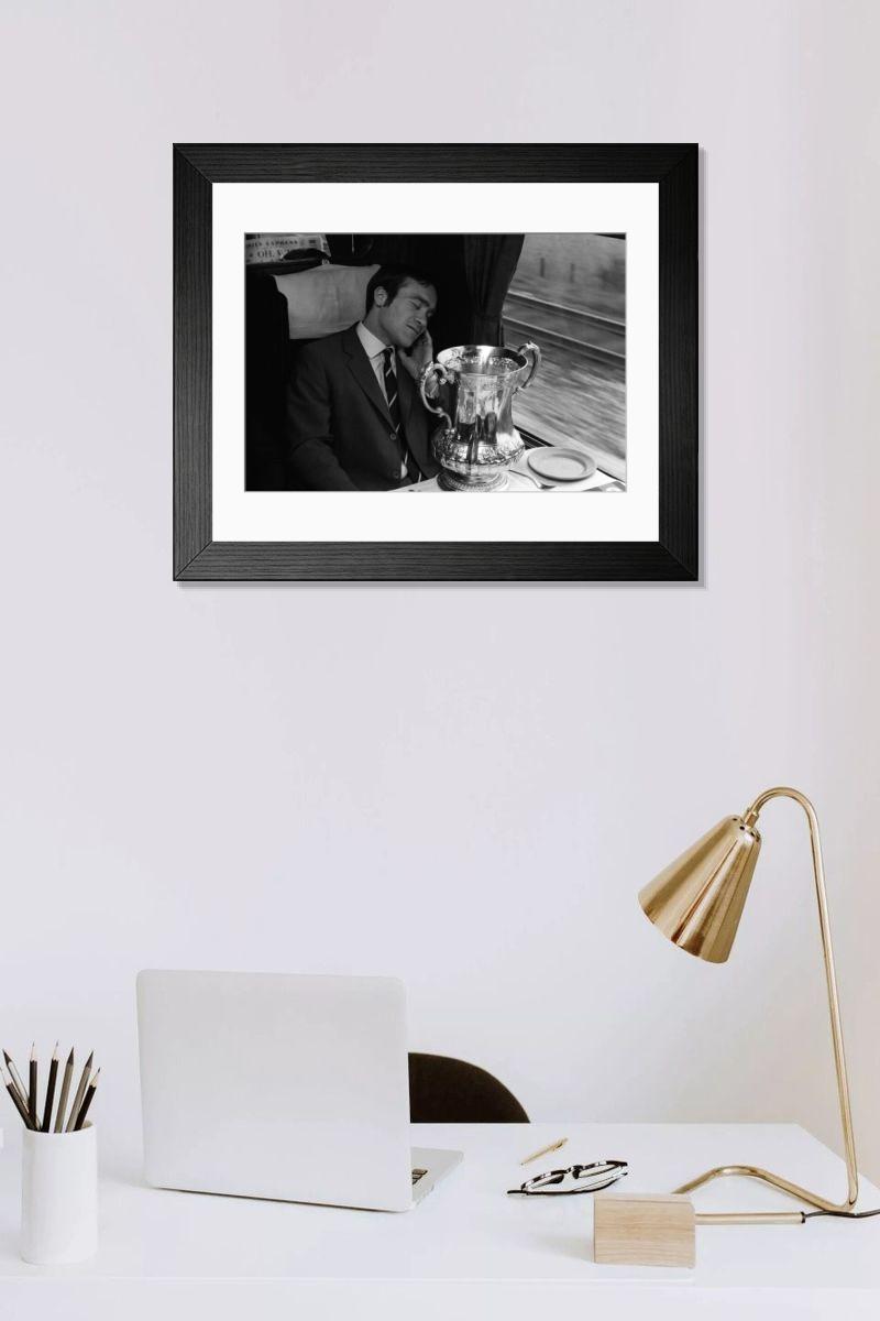 Shown hanging in a room: Modern 14"x12" (36x31cm)