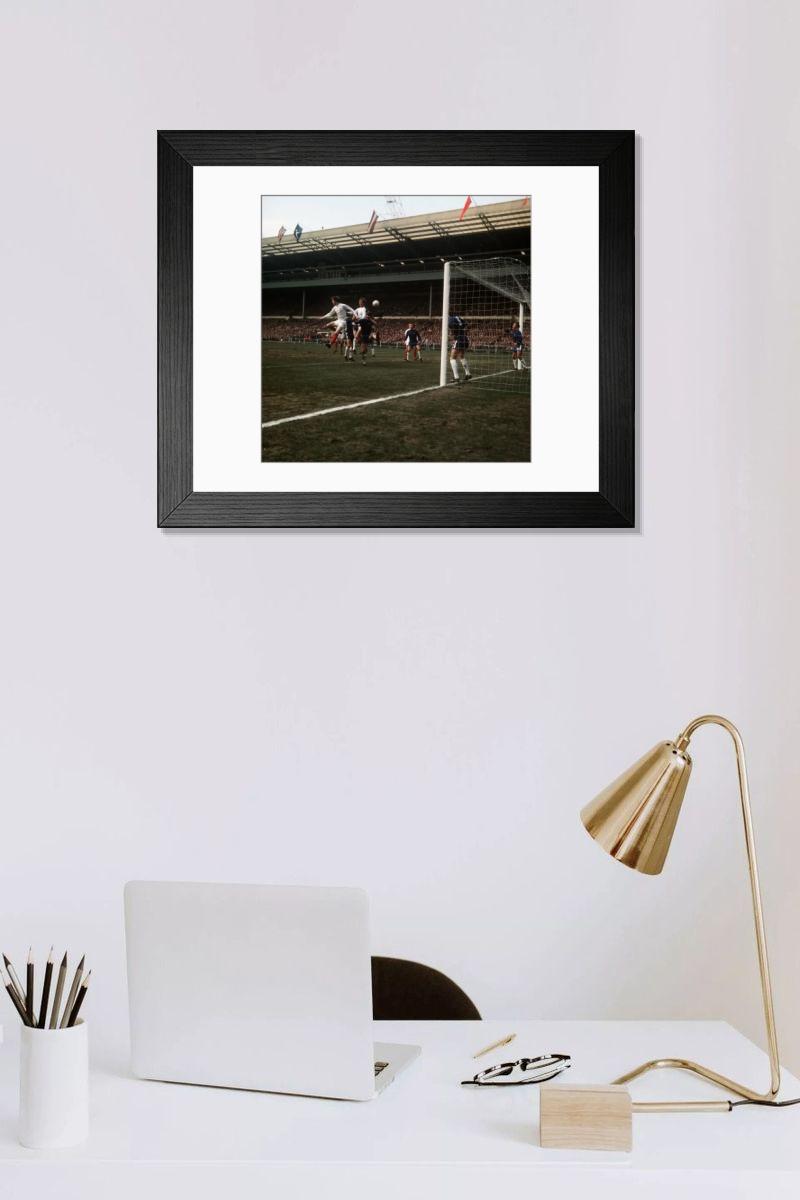 Shown hanging in a room: Modern 14"x12" (36x31cm)