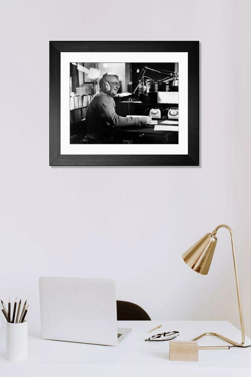 Shown hanging in a room: Modern 14"x12" (36x31cm)