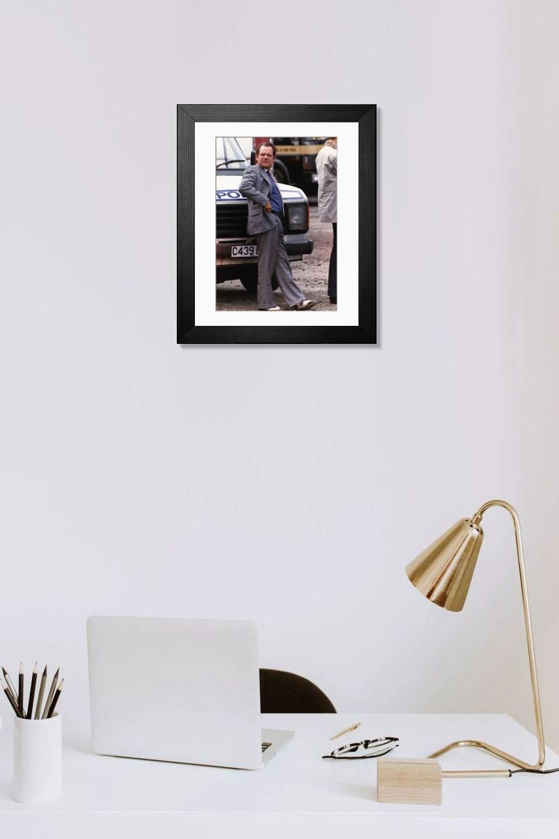Shown hanging in a room: Modern 14"x12" (36x31cm)