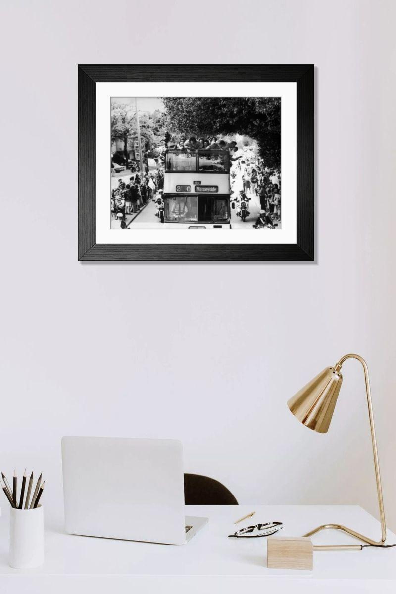 Shown hanging in a room: Modern 14"x12" (36x31cm)