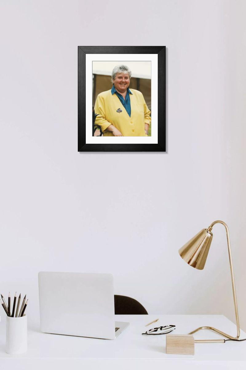 Shown hanging in a room: Modern 14"x12" (36x31cm)