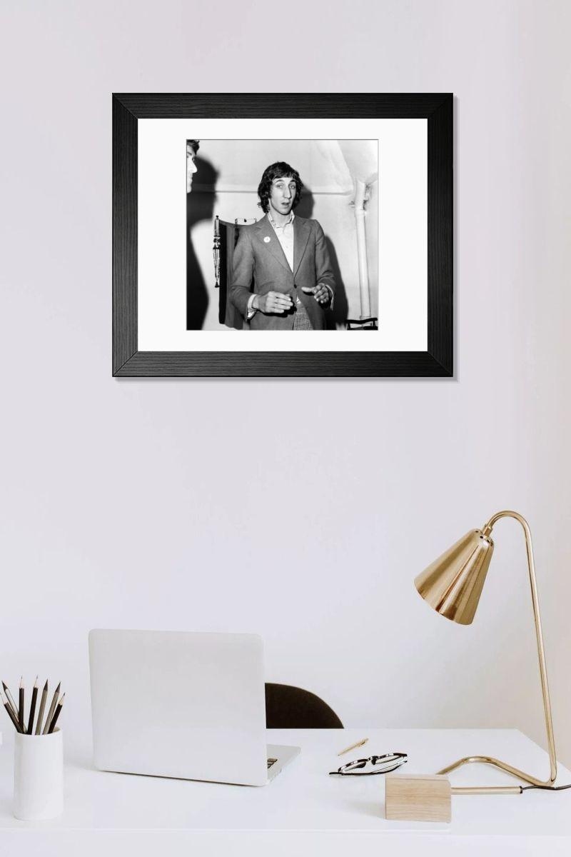 Shown hanging in a room: Modern 14"x12" (36x31cm)