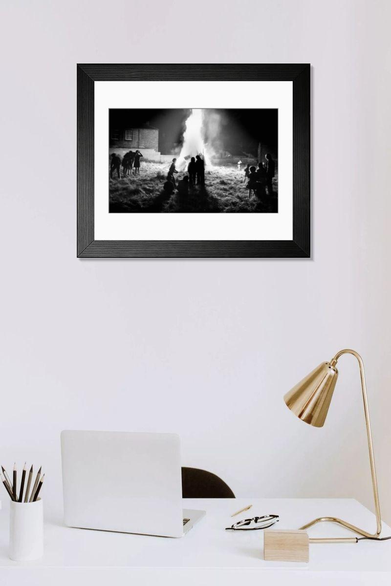 Shown hanging in a room: Modern 14"x12" (36x31cm)