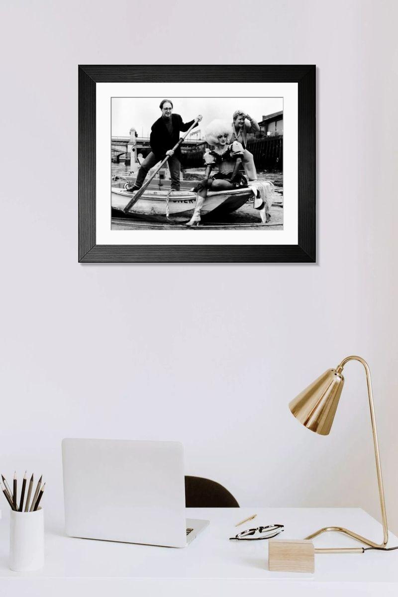 Shown hanging in a room: Modern 14"x12" (36x31cm)