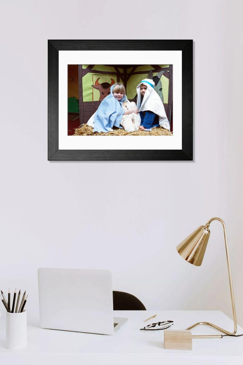Shown hanging in a room: Modern 14"x12" (36x31cm)