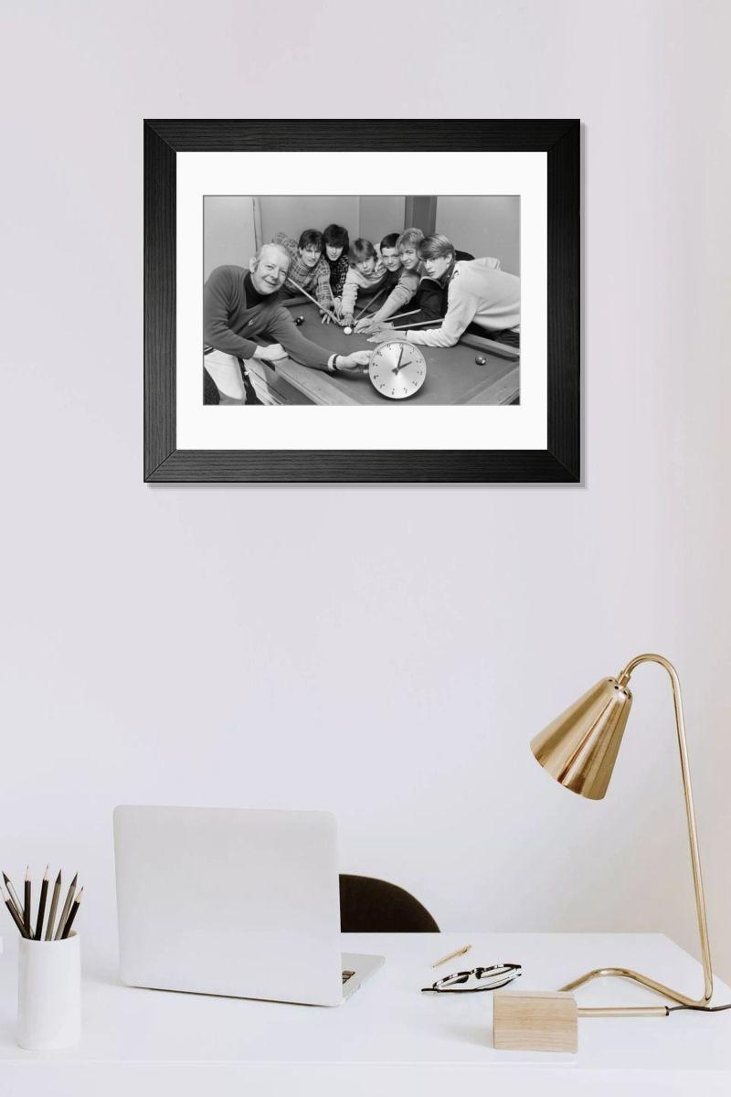Shown hanging in a room: Modern 14"x12" (36x31cm)