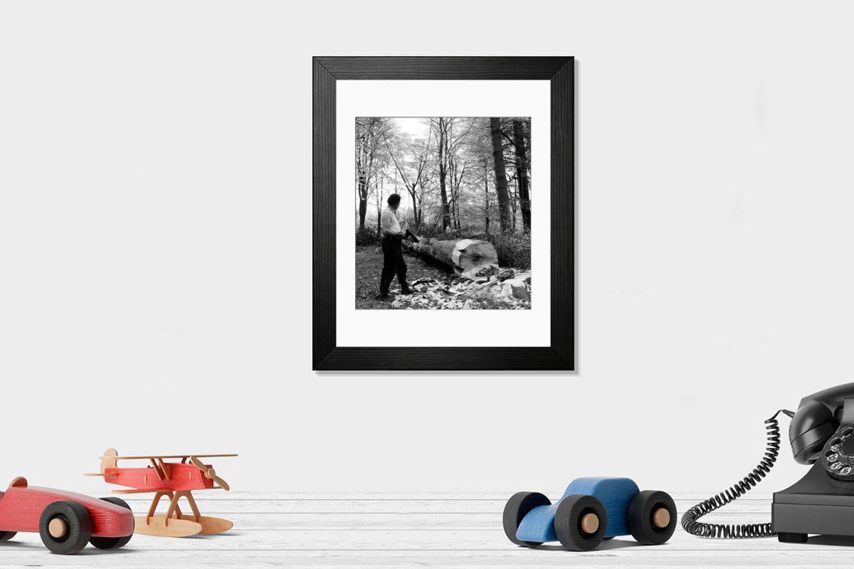 Shown hanging in a room: Modern 14"x12" (36x31cm)