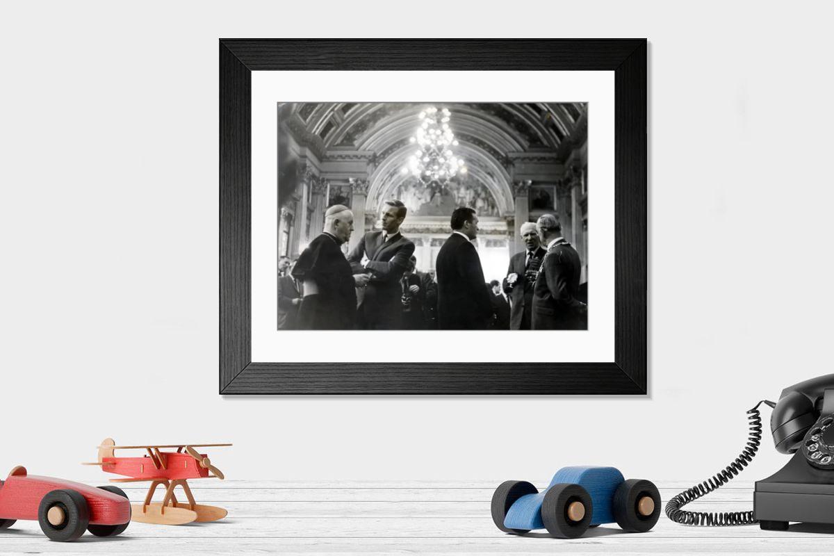 Shown hanging in a room: Modern 14"x12" (36x31cm)