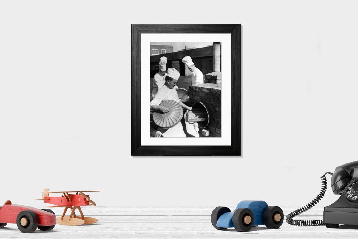 Shown hanging in a room: Modern 14"x12" (36x31cm)