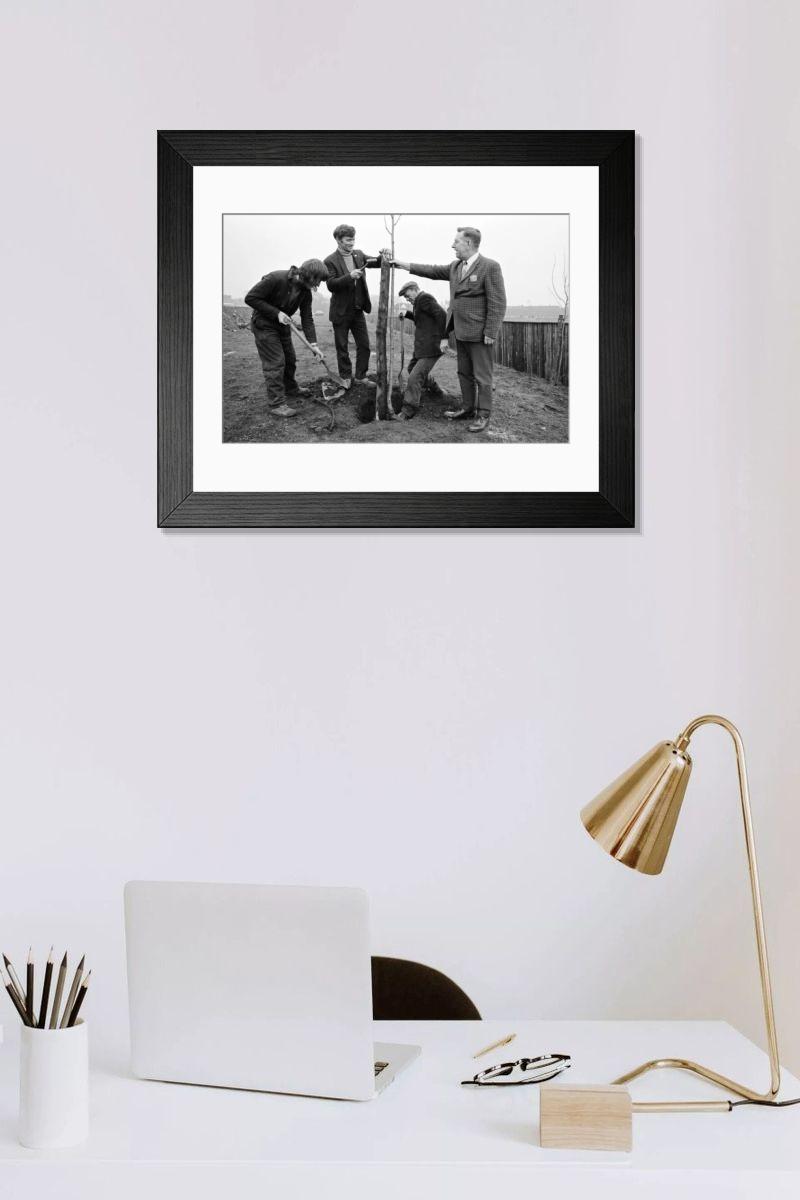 Shown hanging in a room: Modern 14"x12" (36x31cm)