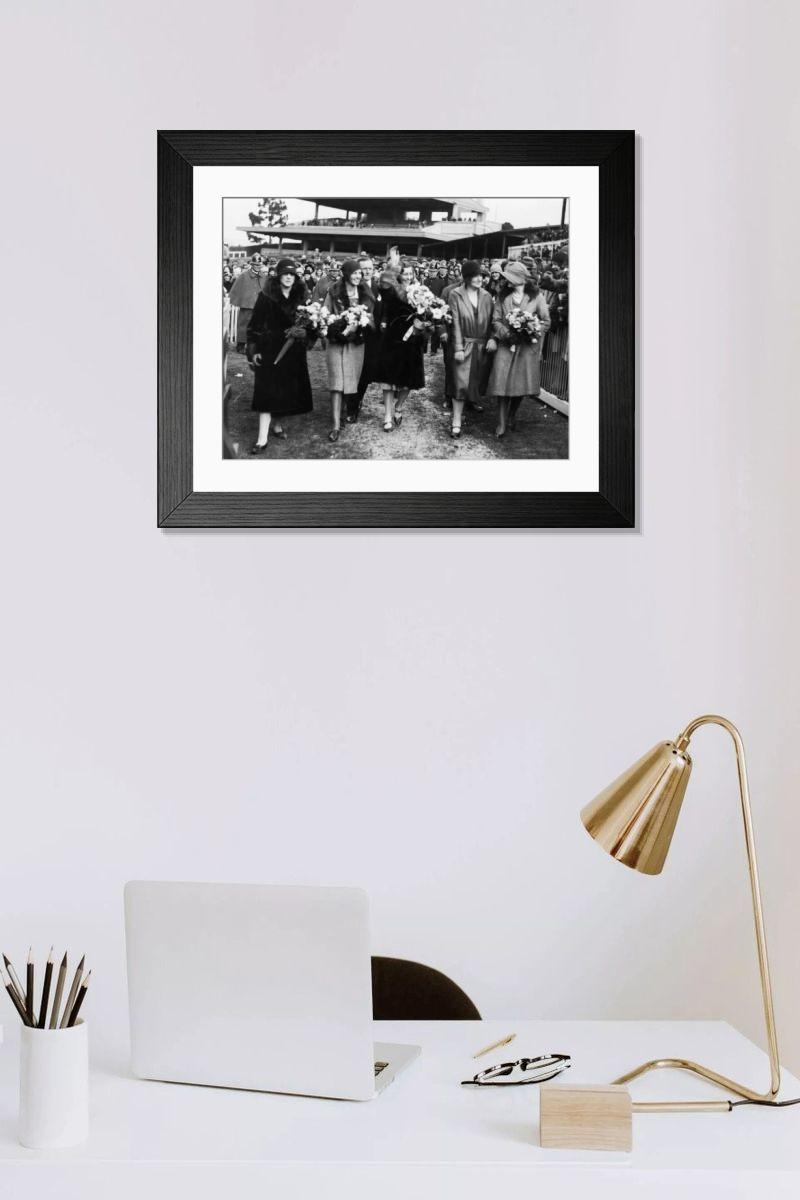 Shown hanging in a room: Modern 14"x12" (36x31cm)