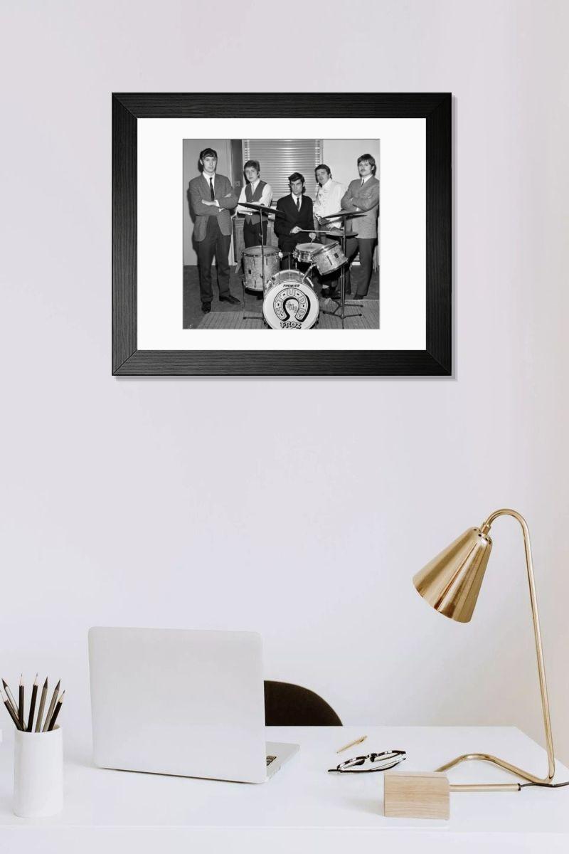 Shown hanging in a room: Modern 14"x12" (36x31cm)