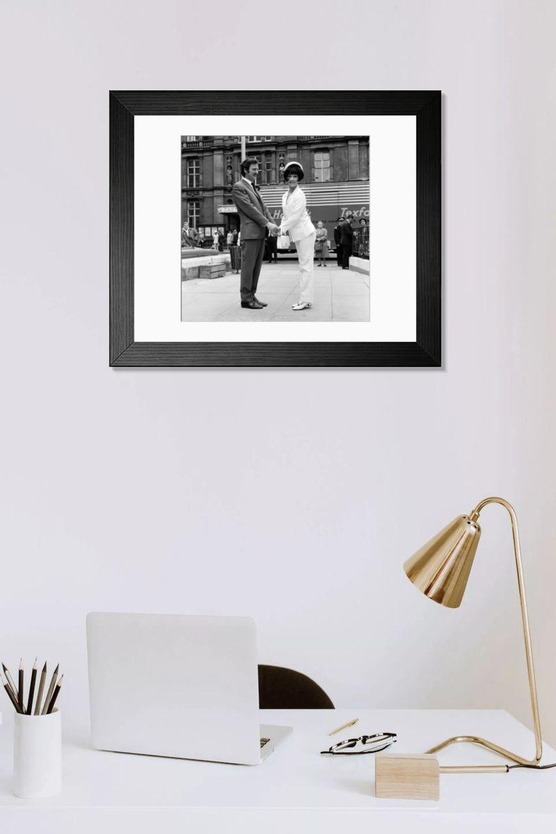 Shown hanging in a room: Modern 14"x12" (36x31cm)