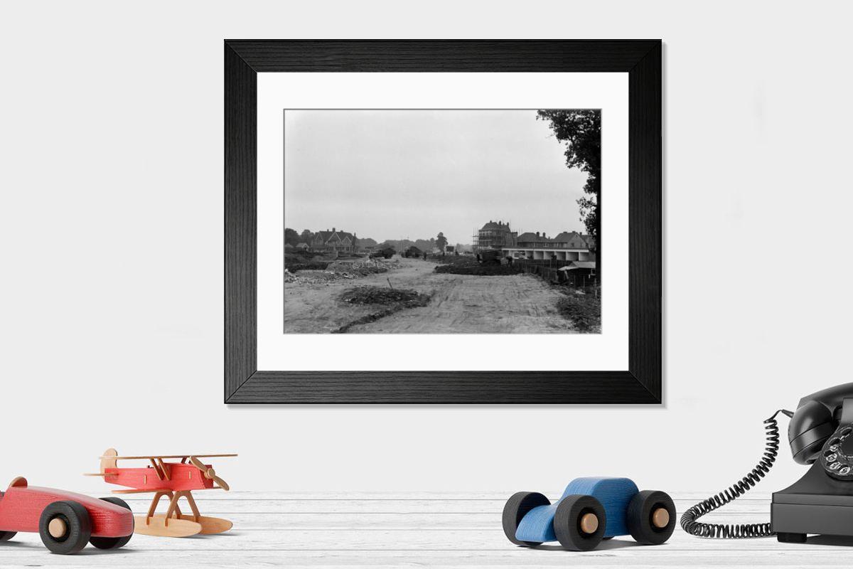Shown hanging in a room: Modern 14"x12" (36x31cm)