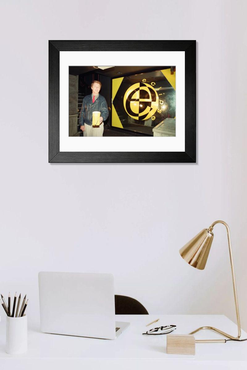 Shown hanging in a room: Modern 14"x12" (36x31cm)