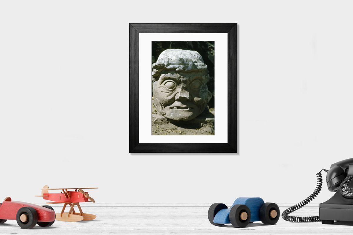 Shown hanging in a room: Modern 14"x12" (36x31cm)