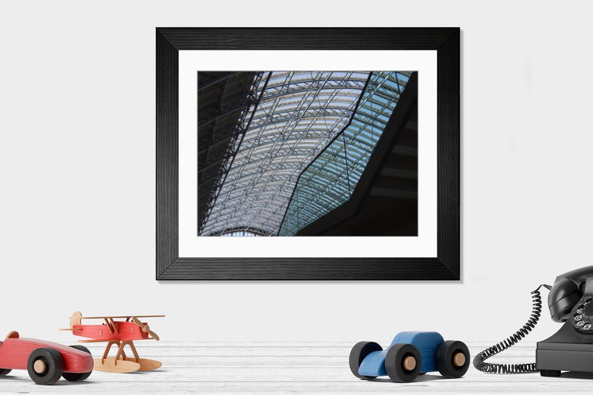 Shown hanging in a room: Modern 14"x12" (36x31cm)
