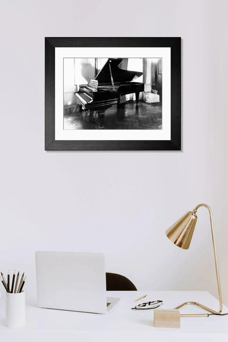 Shown hanging in a room: Modern 14"x12" (36x31cm)