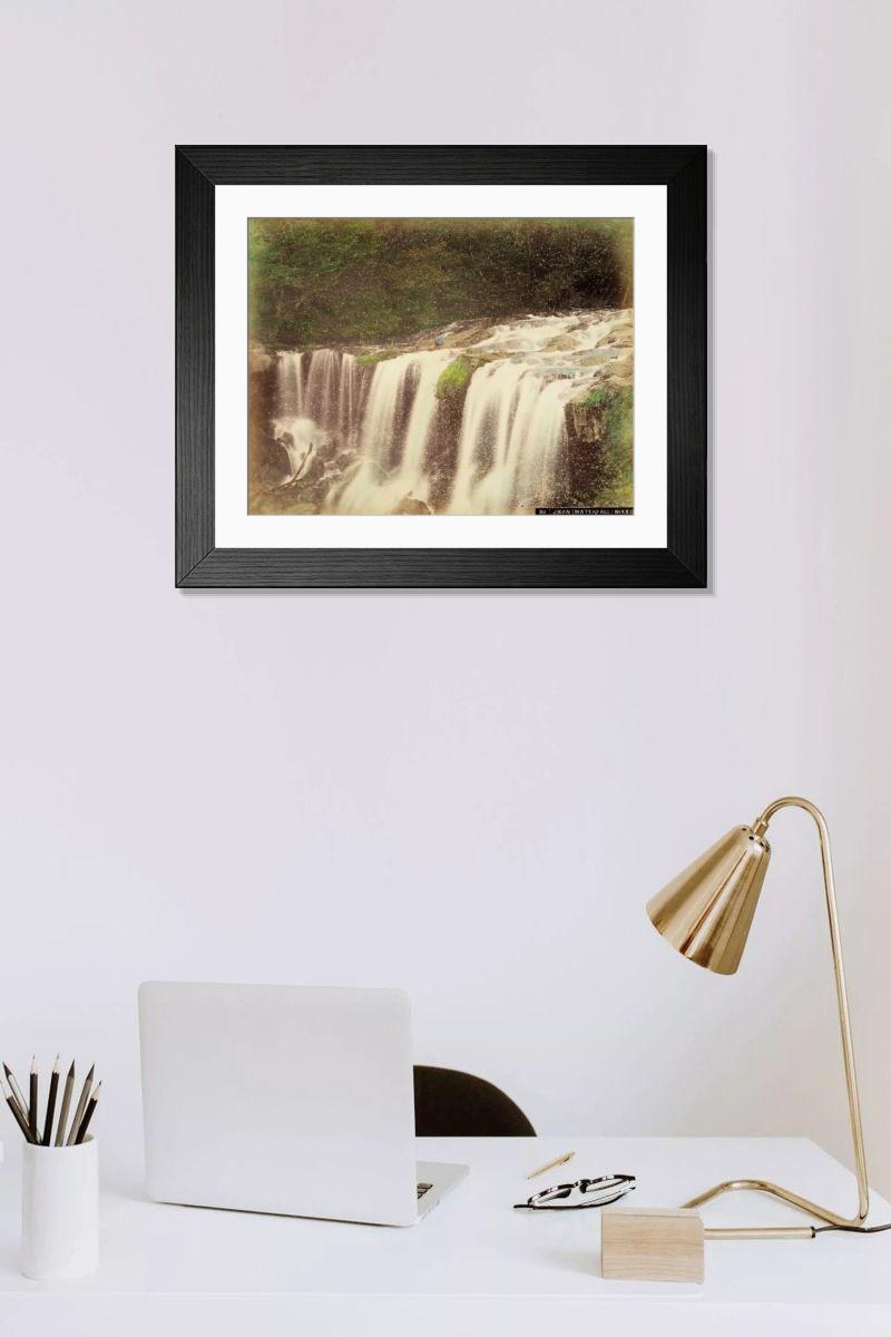 Shown hanging in a room: Modern 14"x12" (36x31cm)